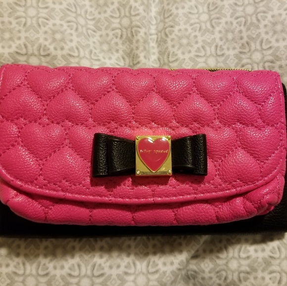 Pink Betsey Johnson Heart Quilted Wallet/Clutch - Picture 7 of 7